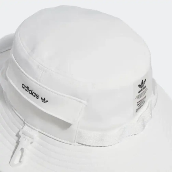 ADIDAS - Picture 2 of 4